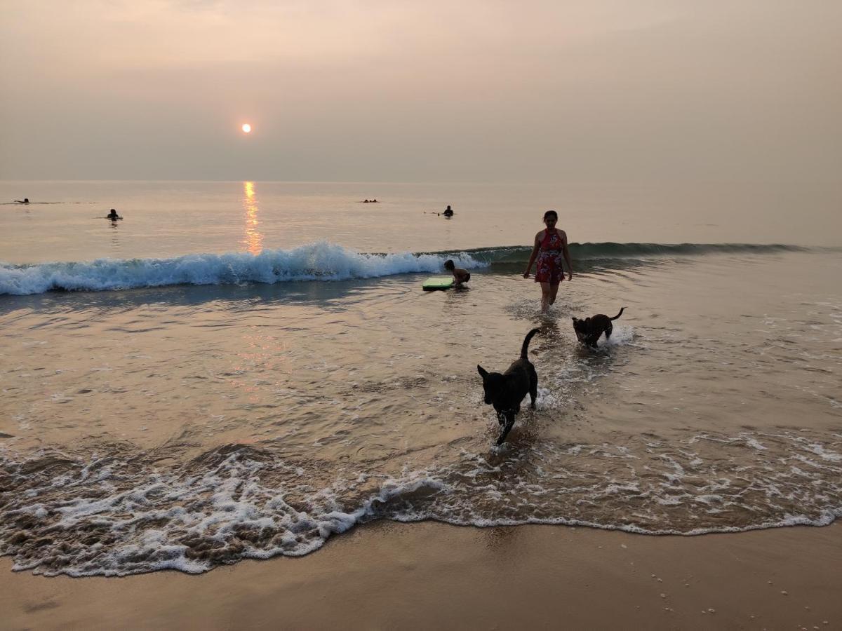 Surya Beach Cafe And Stay Gokarna  Eksteriør billede